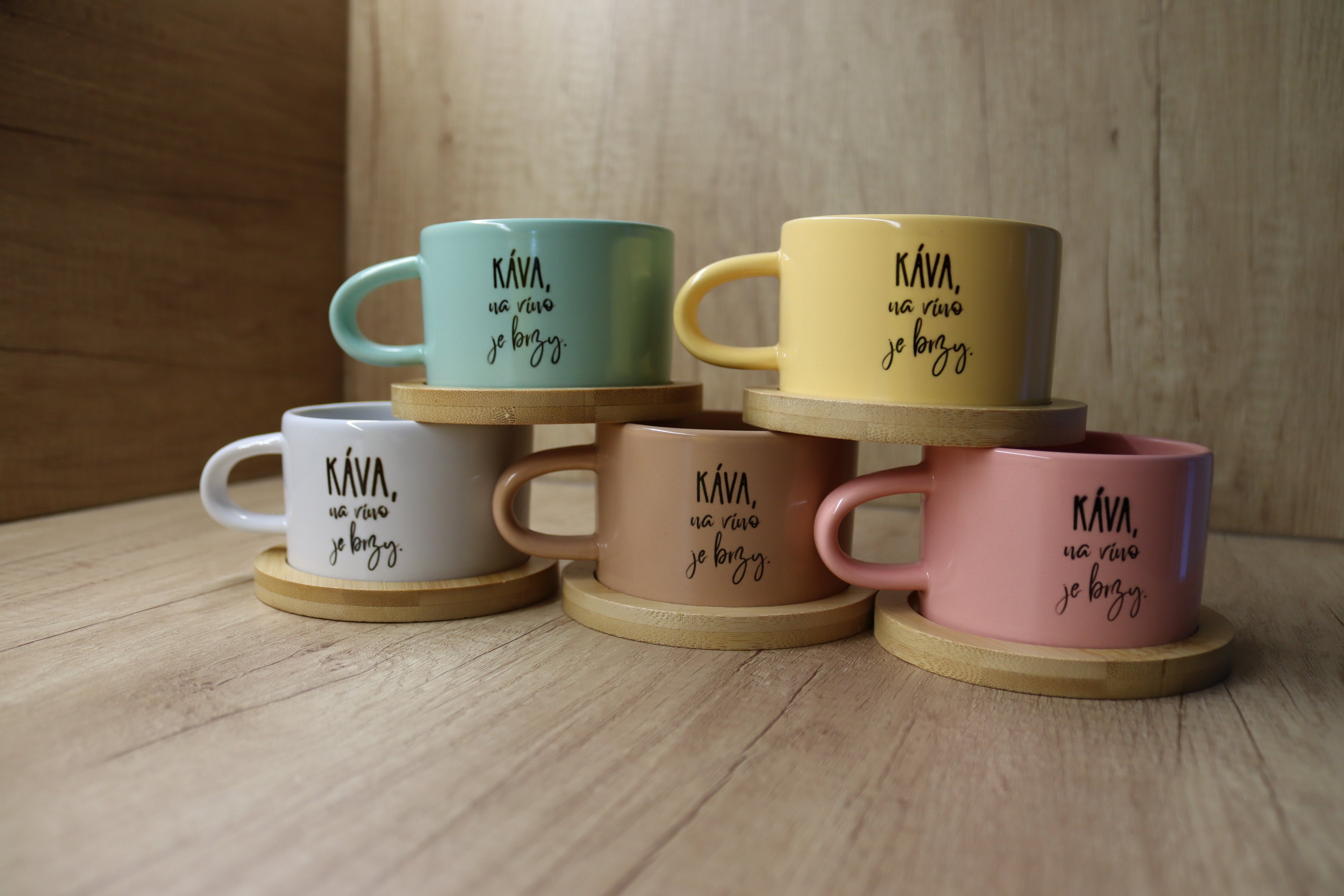 Hrnek "Káva, na víno je brzy"