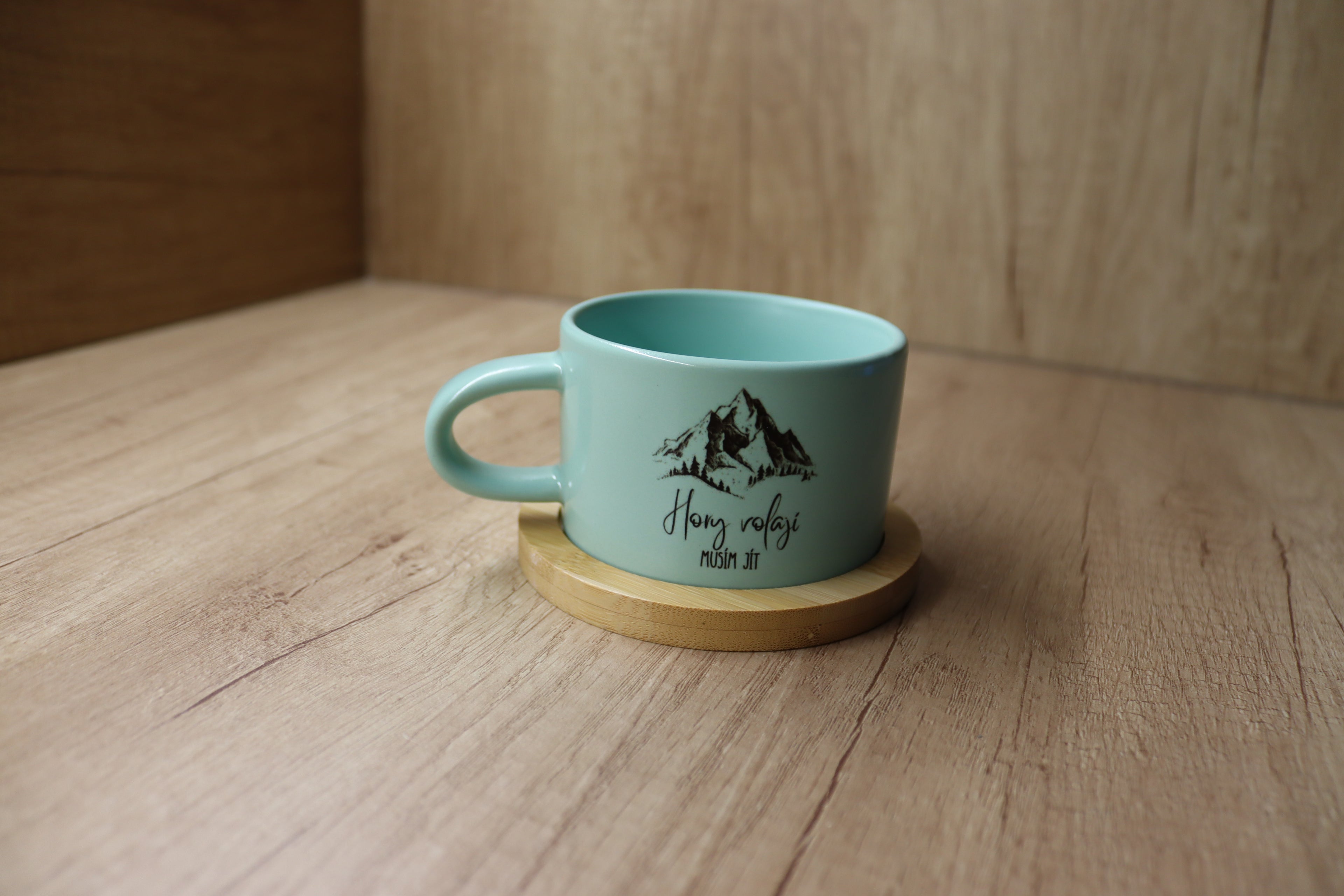 Hrnek "Hory volají, musím jít."